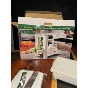 Spiralizer USA 5-Blade Interchangeable Spiral Slicer Pasta Salads Apple Chips et